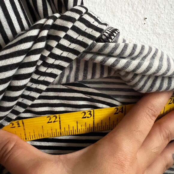 Vintage Y2K Striped Batwing Sleeve Top, 2000s Retro Goth Grunge 3X - Picture 4 of 5